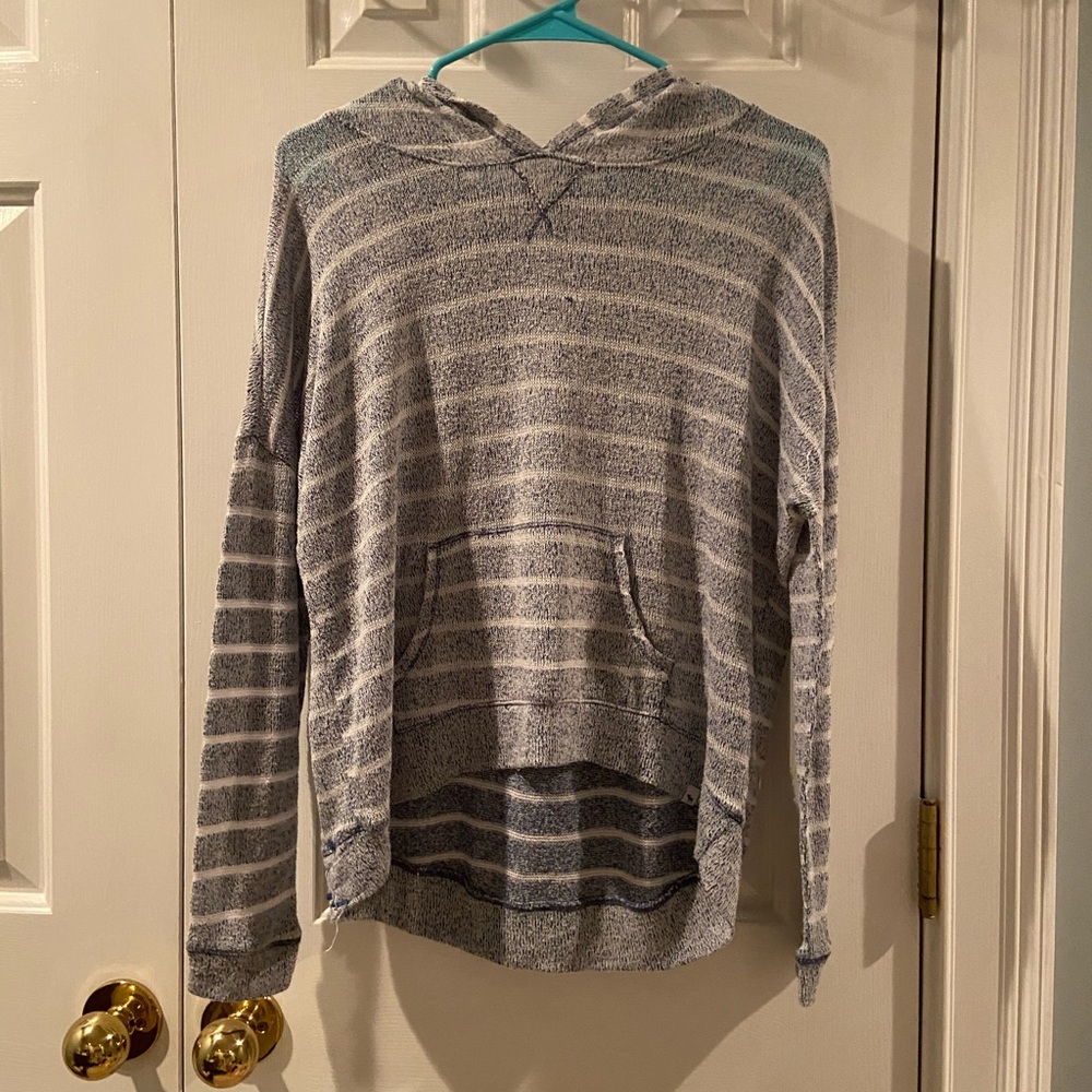abercrombie & fitch hooded long sleeve top
